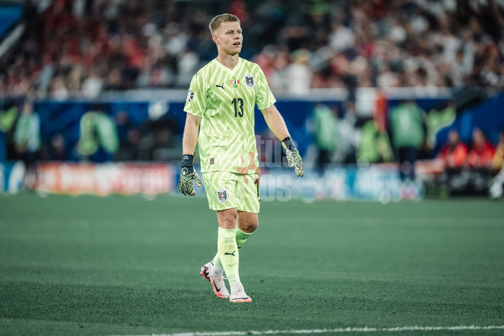 Fußball | Herren | UEFA-Fußball-Europameisterschaft 2024 | Gruppe D | Österreich vs. Frankreich | 17.06.2024 | Patrick Pentz (#13, Österreich)