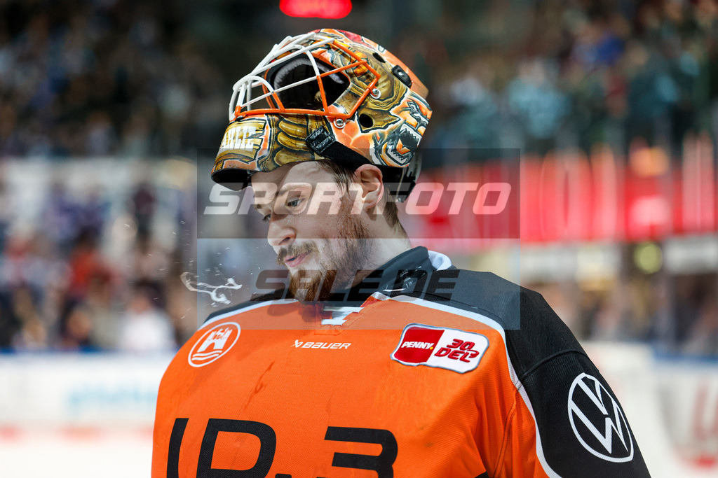 Iserlohn Roosters - Grizzlys Wolfsburg | 
DEL: Iserlohn Roosters - Grizzlys Wolfsburg - Realisiert mit Pictrs.com