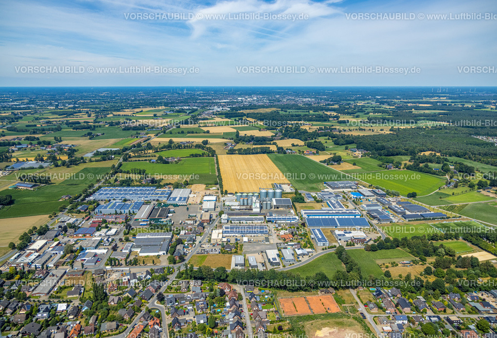 Hamminkeln220703698 | Luftbild, Gewerbegegbiet Dingden-Nord, Sachsenstraße, Dingden, Hamminkeln, Niederrhein, Nordrhein-Westfalen, Deutschland