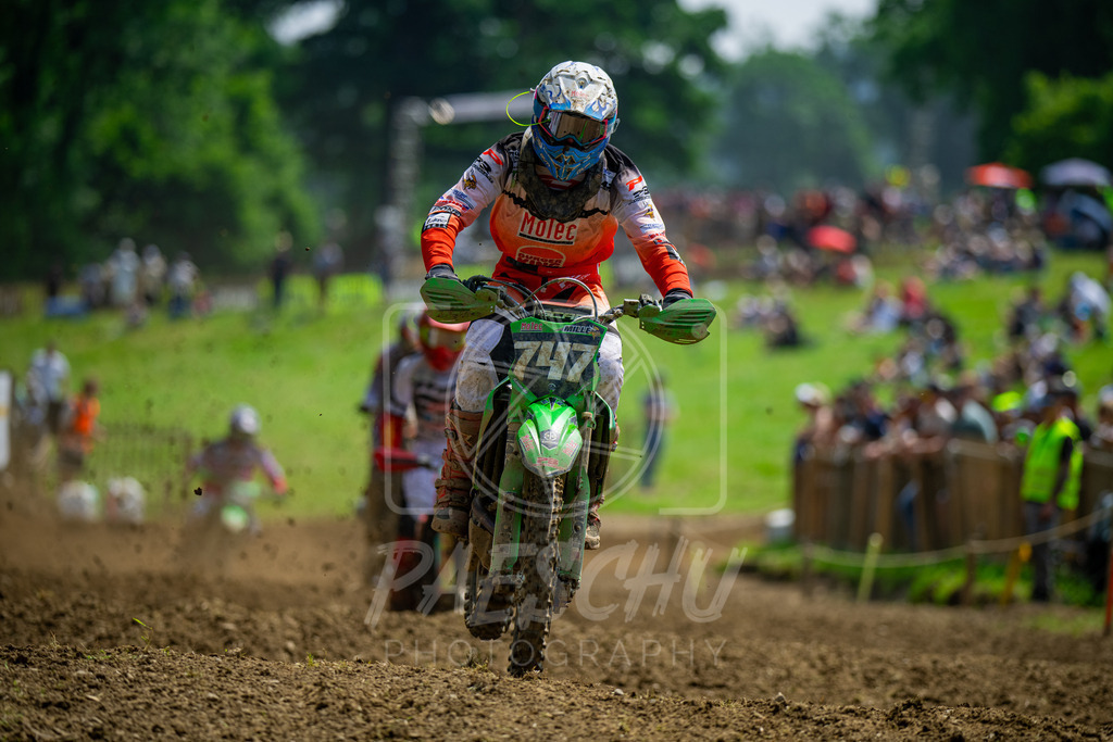 MX 2 (581) | Paeschuphoto Shop - Wer nicht sucht der auch nicht findet.Ob Motocrossbilder oder von einem besuchtem Spiel, Hauptsache Action. - Realisiert mit Pictrs.com