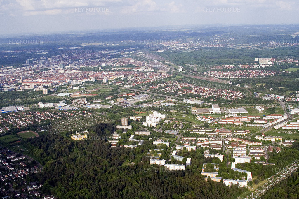 Luftbild: Ortsansicht von Westen im Ortsteil Oberreut in Karlsruhe im Bundesland Baden-Württemberg in Deutschland. Foto: IMG_1924.jpg vom 14.05.2006 durch Werner Riehm/FLY-FOTO.de