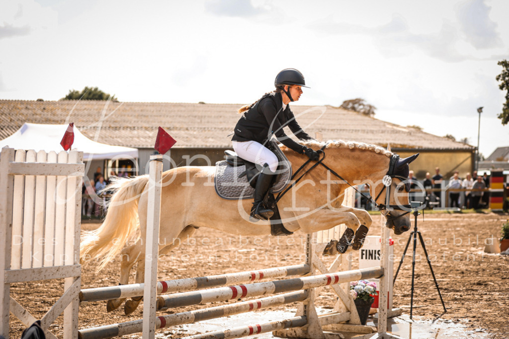 06.SoSpE00022 | Leoni Ertmer Photography - Realisiert mit Pictrs.com