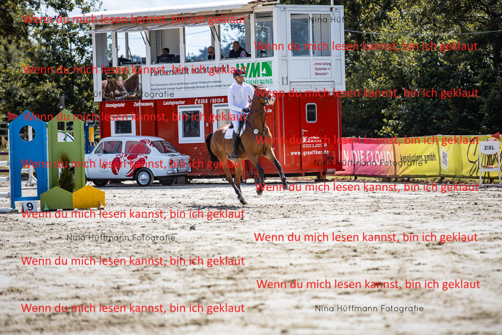 BK1A5140 | Turnierbilder Turnierfotos Nina Hüffmann Turnierfotografie Pferdefotografie Tierzeichnung Haustierzeichnung Pferdezeichnung Hundezeichnung Videograf  - Realisiert mit Pictrs.com