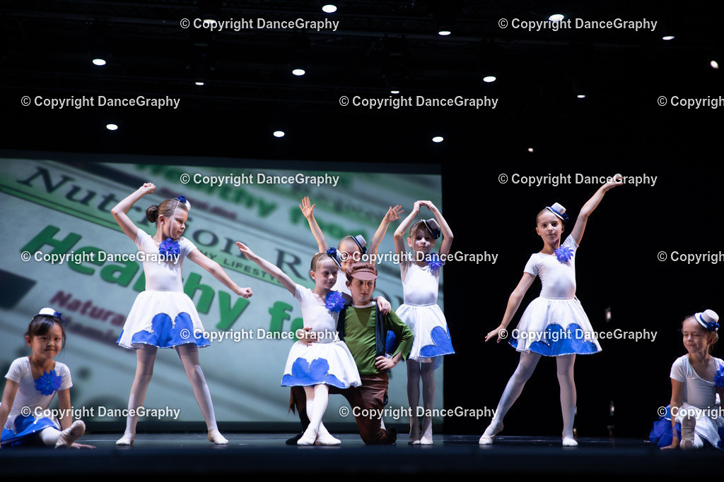 GPHY4787 | DanceGraphy - Realisiert mit Pictrs.com