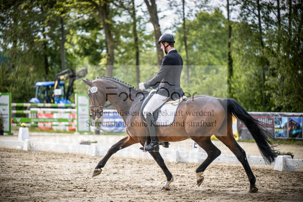 DOS_1701 | Reitturnier Venne - Realisiert mit Pictrs.com
