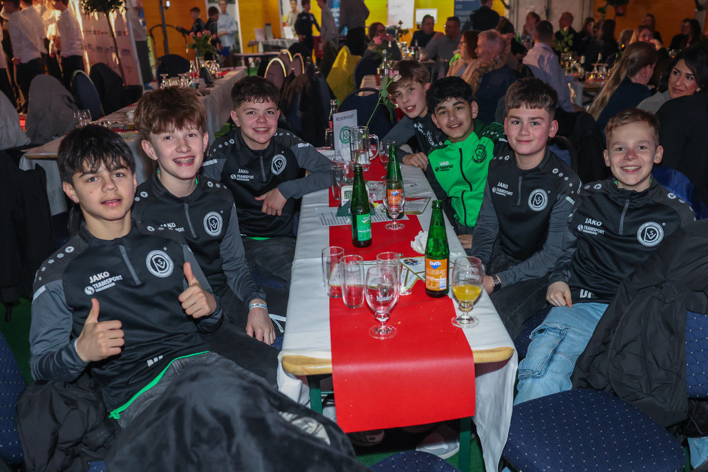 top-top.de250214-243 | Die 3. Weseler SportNacht, die große Sportgala mit Ehrungen der Weseler Sportler des Jahres 2024 findet am Freitag, den 14.02.2025 im Festzelt an der Rheinpromenade statt.Foto: Erwin Pottgiesser