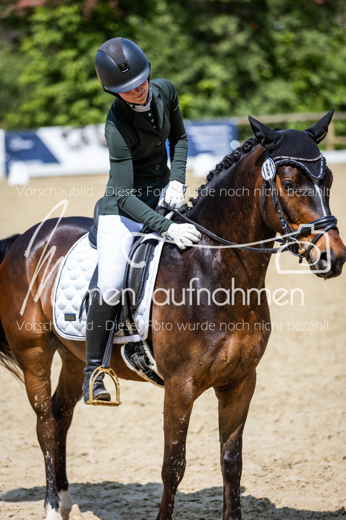 Donop24-EDre-058 | MomenTaufnahmen Pferdesportfotos