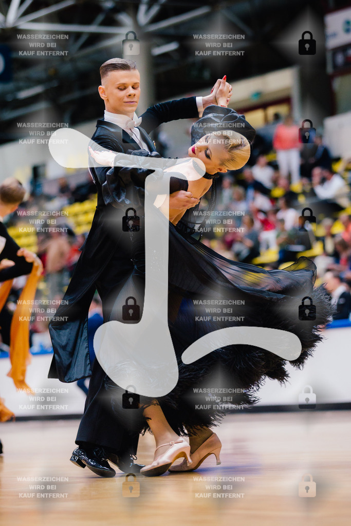 Hessen Tanzt WDSF International Open Standard 7th (67) Pijus Palskys _ Anna Berzina (Lithuania)-2025-05-17-8652 | Webshop for digital downloads and prints of dance sport, event & show photographer Julian Link - Realisiert mit Pictrs.com