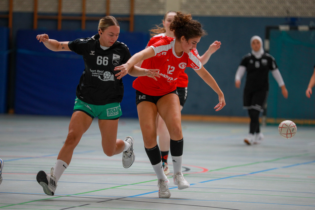 Rheinhausen-Lobberich_Plus_310825_030 | Bildergalerie von Sport-Ereignissen aber auch von weiteren spannenden Dingen - nicht nur vom Niederrhein. In Anlehnung an den bekannten Spruch von Hanns Dieter Hüsch heißt das Motto: "Niederrhein ist überall".  - Realisiert mit Pictrs.com