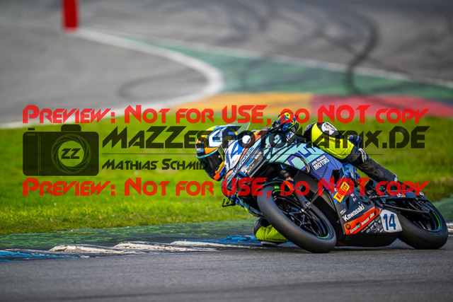 MaZZes_FotoMatrix_220924_3413 | IDM300