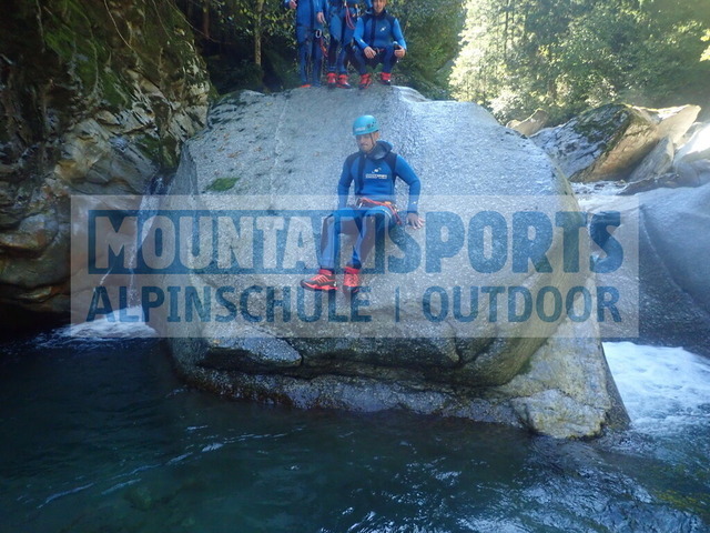 P1010085 | Bestelle die Bilder deines Berg- oder Wasser-Abenteuers mit Mountain Sports bequem von zu Hause aus direkt über unseren Online Fotoshop von pictrs.com. - Realisiert mit Pictrs.com