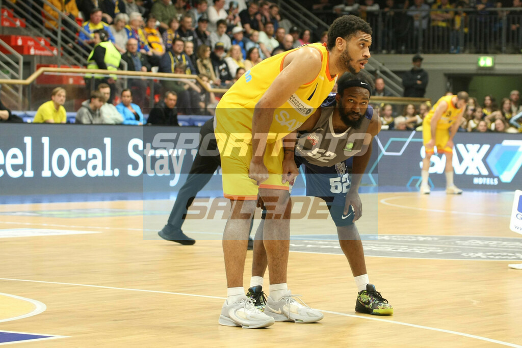 Phoenix Hagen - Uni Baskets Paderborn | Georg Michael Phillip Brock und Aaron Thompson - © Sportfoto-Sale (MK) - Realisiert mit Pictrs.com