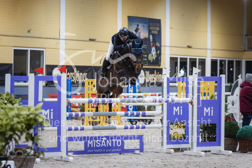 221216_Warstein_Youngster-M-427 | Deine schönsten Turniermomente als professionelle Fotos! Entdecke hochwertige Pferdesport-Fotografie im Online-Shop. Jetzt Fotos finden & bestellen!