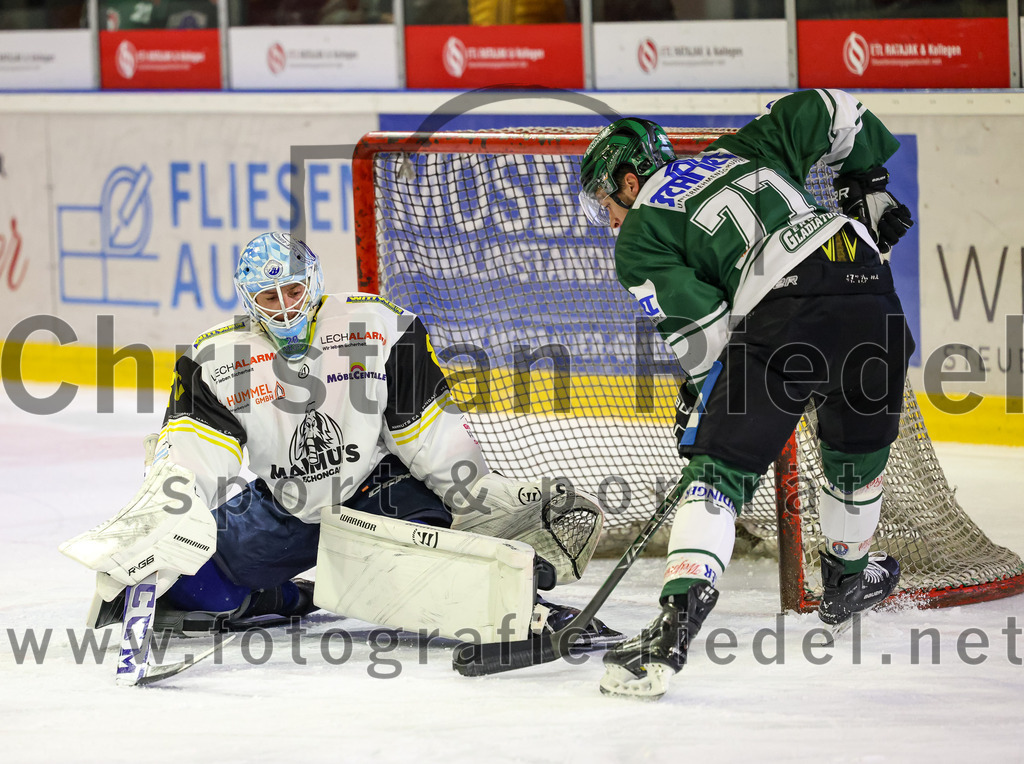 2023-11-17_087_TSV_Erding_gegen_EA_Schongau | Erding, Deutschland, 17.11.2023:
Eishockey, Bayernliga Vorrunde 2023 / 2024, 10. Spieltag, TSV Erding gegen EA Schongau, Endergebnis: 12:4

Torwart Xaver Nagel (EA Schongau, #80), Philipp Michl (Erding Gladiators, #77)

Foto: Christian Riedel / fotografie-riedel.net