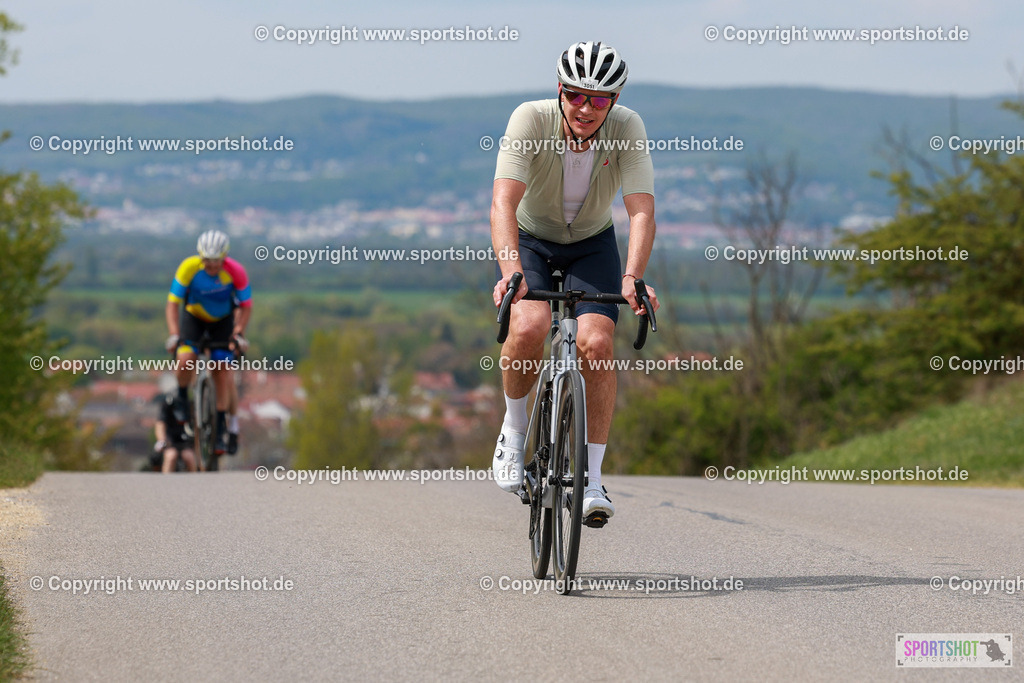 709_AR6_1653 | Neusiedlersee Radmarathon 2026@sportshot_your_pictrs #yourpictures#roadtowm2029 #nrm #neusiedlerseeradmarathon #neusiedlersee #neusiedlerseetourismus #burgenland #mörbisch #nrm26 #burgenlandtourismus #voglundco #poweredbyburgenlandtourismus #radsport #rad #marathon #ucigranfondo #visitburgenland #ucigranfondoworldseries