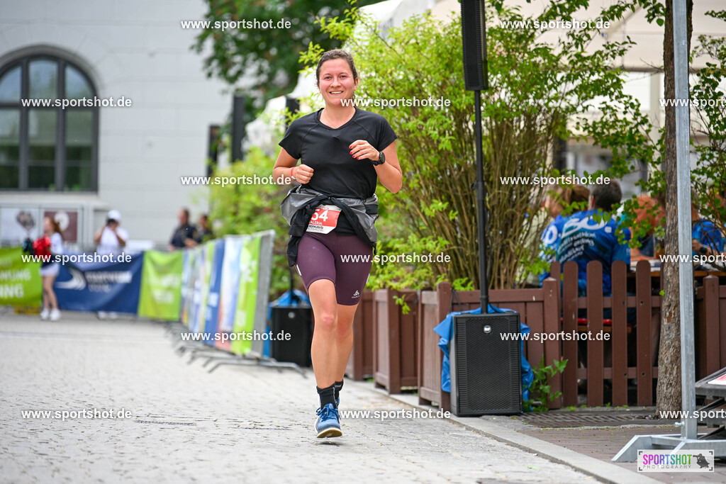 SZI_8215 | Stadttriathlon Erding 2025. #yourpictrs #sportshot_your_pictrs @Sportshotphotography #stadttriathlonerding Copyright: www.sportshot.de