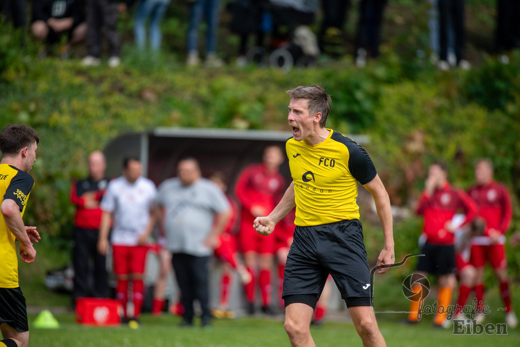 1. FC Ohmstede-SVE Wiefelstede | Herren Kreispokalfinale Jade-Weser-Hunte; 1.FC Ohmestede (gelb) - SVE Wiefelstede (weiß) am 16.06.2024; in Obenstrohe (Plaggenkrugstraße), Photo: Philip Eiben 2024 - Realisiert mit Pictrs.com