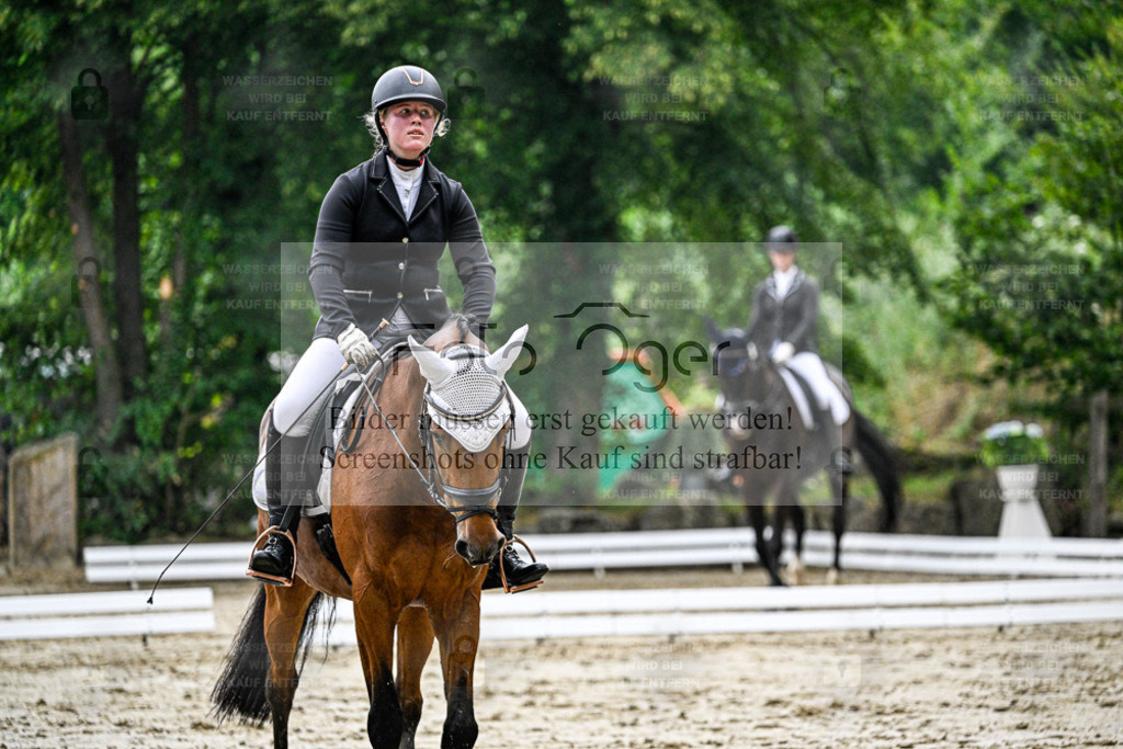 Bissendorfer Reitertage | Entdecke hochwertige Reitturnierfotos von Foto Oger. Professionell, emotional und authentisch – jetzt Lieblingsmomente im Shop bestellen. - Realisiert mit Pictrs.com