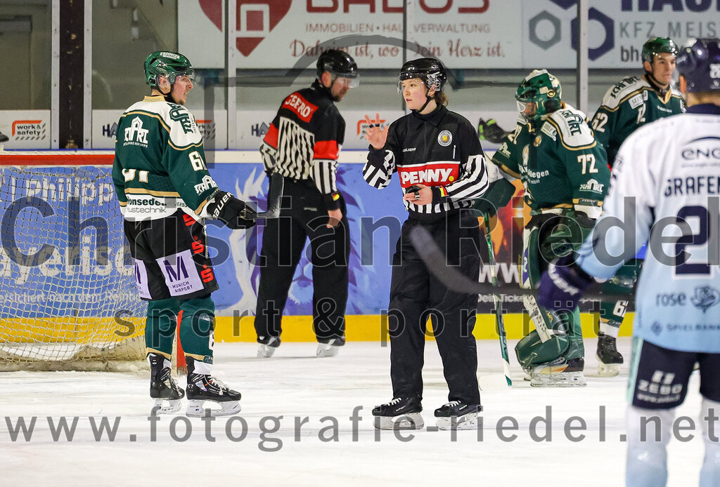 2026-01-06_126_TSV_Erding_gegen_EV_Lindau_Islanders | Erding, Deutschland, 06.01.2026:Eishockey, Oberliga Süd 2025 / 2026, 35. Spieltag, TSV Erding gegen EV Lindau Islanders, Endergebnis: 2:5Dennis Miller (Erding Gladiators, #61)Foto: Christian Riedel / fotografie-riedel.net