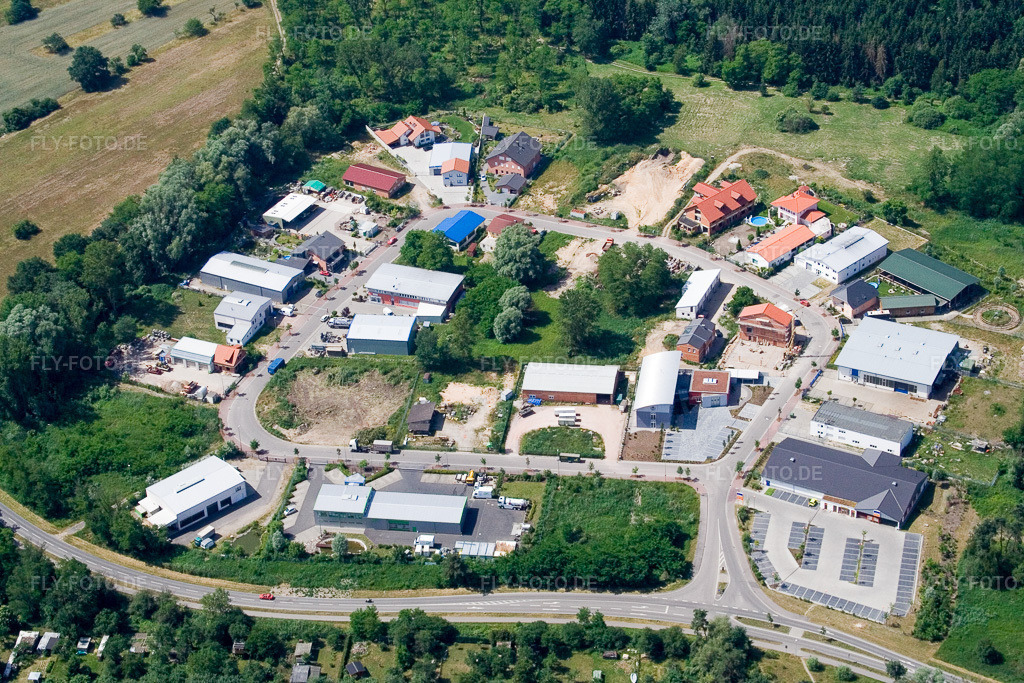 Luftbild: Gewerbegebiet und Firmenansiedlung Süd / Mittelwegring im Ortsteil Industriegebiet Wörth-Oberwald in Jockgrim im Bundesland Rheinland-Pfalz in Deutschland. Foto: IMG_2901.jpg vom 18.06.2006 durch Werner Riehm/FLY-FOTO.de
