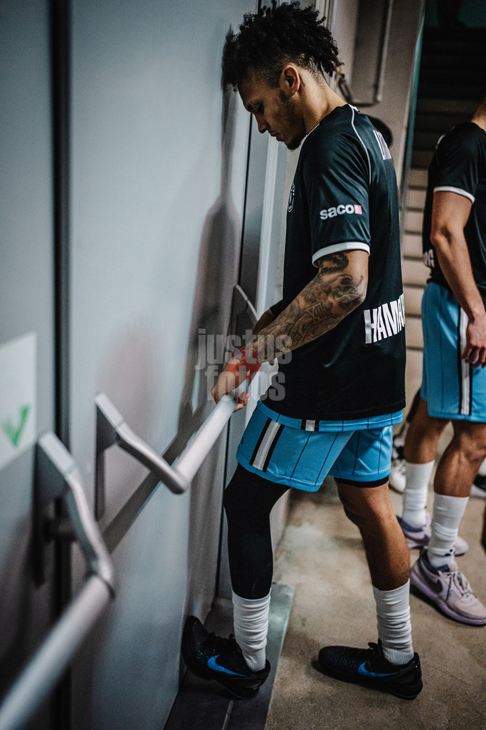 Basketball | Männer | Saison 2024/2025 | easyCredit Basketball Bundesliga | 14. Spieltag | Veolia Towers Hamburg vs. Basketball Löwen Braunschweig | 30.12.2024 | Jaizec Lottie (#4, Veolia Towers Hamburg)