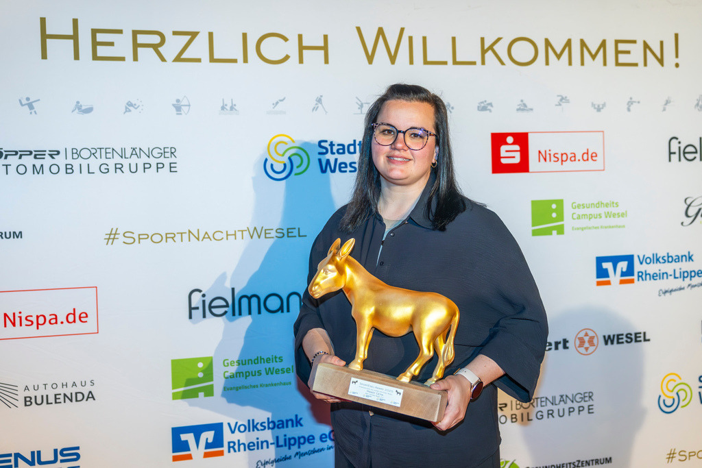 top-top.de 260306-197 | Foto, Video, Fotografie, Videografie, Fotobox, DJ, Discjockey, Musik, Musikbox, Veranstaltung, Photobooth, Amazon, Ebay, Buchtipp, Bestseller, Autor, Verlag, Buch, Wesel, Hamminkeln, NRW, Dinslaken, Rees, Drohne, Hochzeit, Party, Fotobox, Wesel, Fotograf