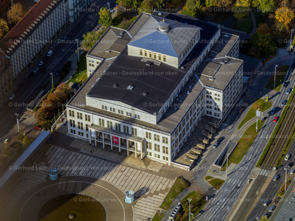 2888205 | Das Opernhaus ist die Spielstätte der Sparten Oper und Ballett der Oper Leipzig