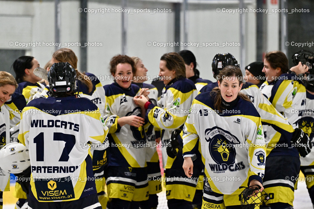 WILDCATS PATERNION & Lady Hawks Siegerehrung-Meisterfeier | #17 Kleindienst-Anton Anita Wildcats Paternion, #18 Brunner Tatjana WILDCATS PATERNION, Jubel Wildcats Paternion Mannschaft, WILDCATS PATERNION &amp; Lady Hawks Siegerehrung-Meisterfeier, WILDCATS PATERNION &amp; Lady Hawks Siegerehrung-Meisterfeier am 12.03.2025 in Steindorf (Ossiachersee Halle), Austria, (Photo by Bernd Stefan)
