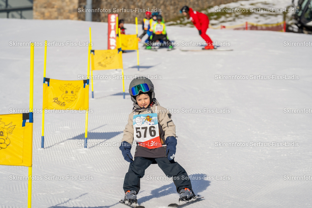 SRF_12.12.2025 0172 | SRF_12.12.2025 0172 - Realisiert mit Pictrs.com