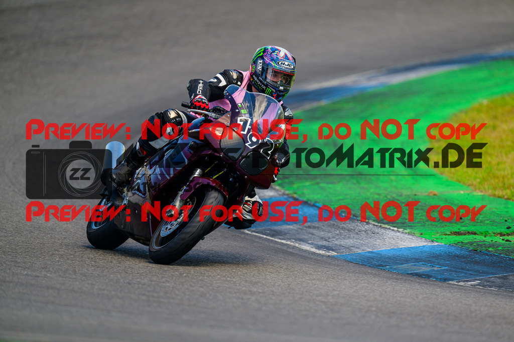 MaZZes_FotoMatrix_240520_6007705_6831 | INST