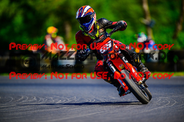 MaZZes_FotoMatrix_240511_6007705_5339 | UE40