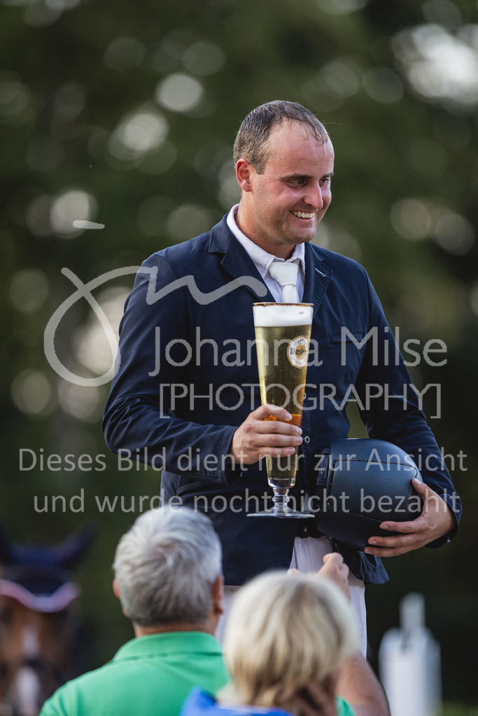 230826_Delbrueck_S1-Spr-984 | Deine schönsten Turniermomente als professionelle Fotos! Entdecke hochwertige Pferdesport-Fotografie im Online-Shop. Jetzt Fotos finden & bestellen!