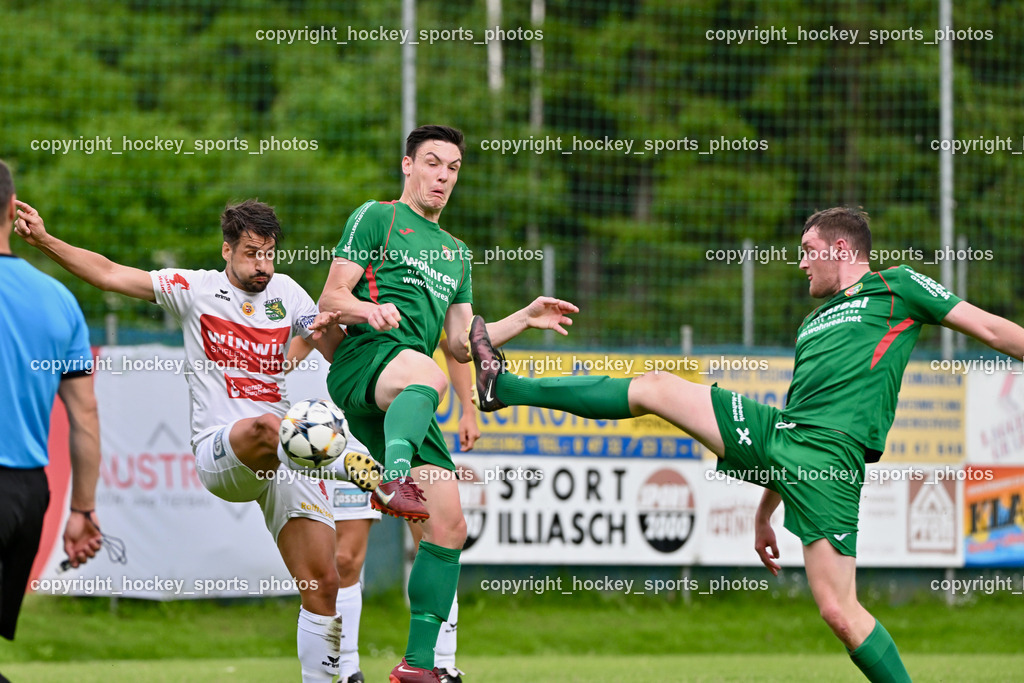 FC ASKÖ Gmünd vs. Rapid Lienz  | #2 Patrick Eder Rapid Lienz, #19 Nico Payer ASKÖ Gmünd, #20 Kilian Stirling ASKÖ Gmünd, FC ASKÖ Gmünd vs. Rapid Lienz , FC ASKÖ Gmünd vs. Rapid Lienz  am 02.06.2024 in Gmünd (Sportplatz Gmünd), Austria, (Photo by Bernd Stefan)