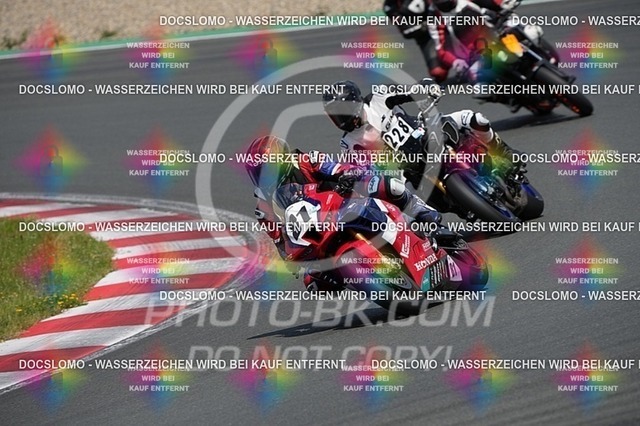 2025_06_19_PBK_17843 | Sportfotografie; SlowMotion; Video; Rennstrecke; Hafeneger; Speer; Racing; RSE; BMW; CBO; Trackday; Motorsportarena; Hockenheimring; Brno; Most; Barcelona; Valencia