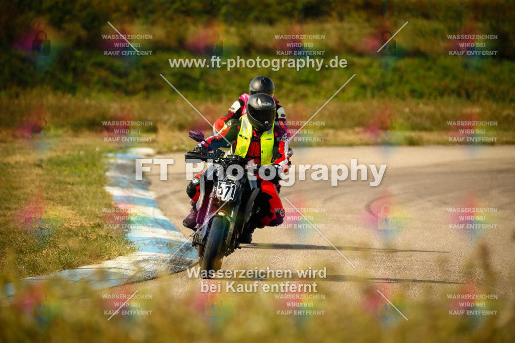 _MOT6525 | Hier findet Ihr Bilder von Touristenfahrten auf der Nürburgring Nordschleife oder von anderen Veranstaltungen die ich besucht habe. Viel Spass beim Durch Schauen 