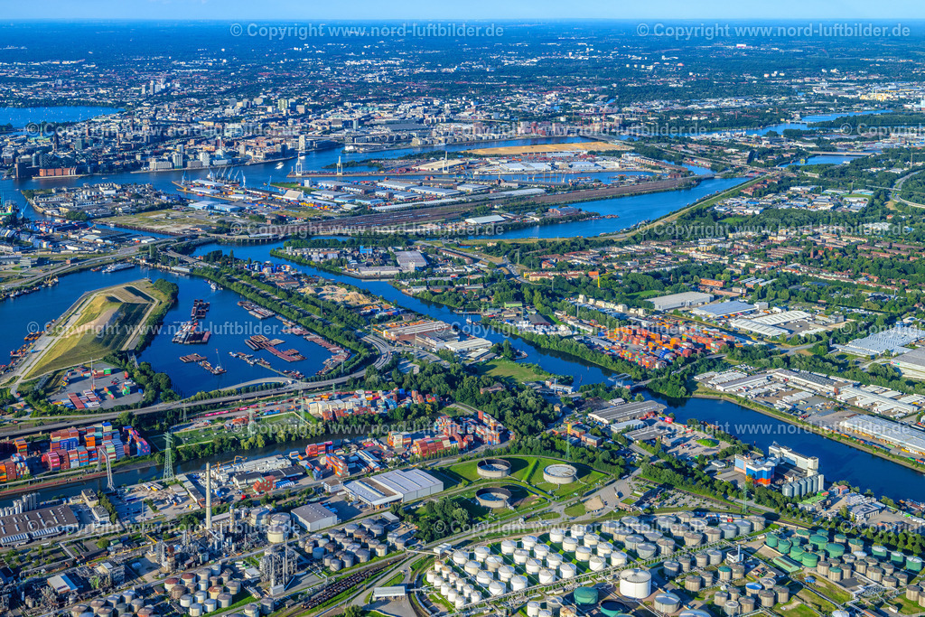 Hamburg_Wilhelmsburg_Rethe_ELS_2108210823 | HAMBURG 21.08.2023 Wilhelmsburg Industrie und Wohngebiet Reiherstieg in Hamburg, Deutschland. // Wilhelmsburg industry and residential area Reiherstieg in Hamburg, Germany. Foto: Martin Elsen