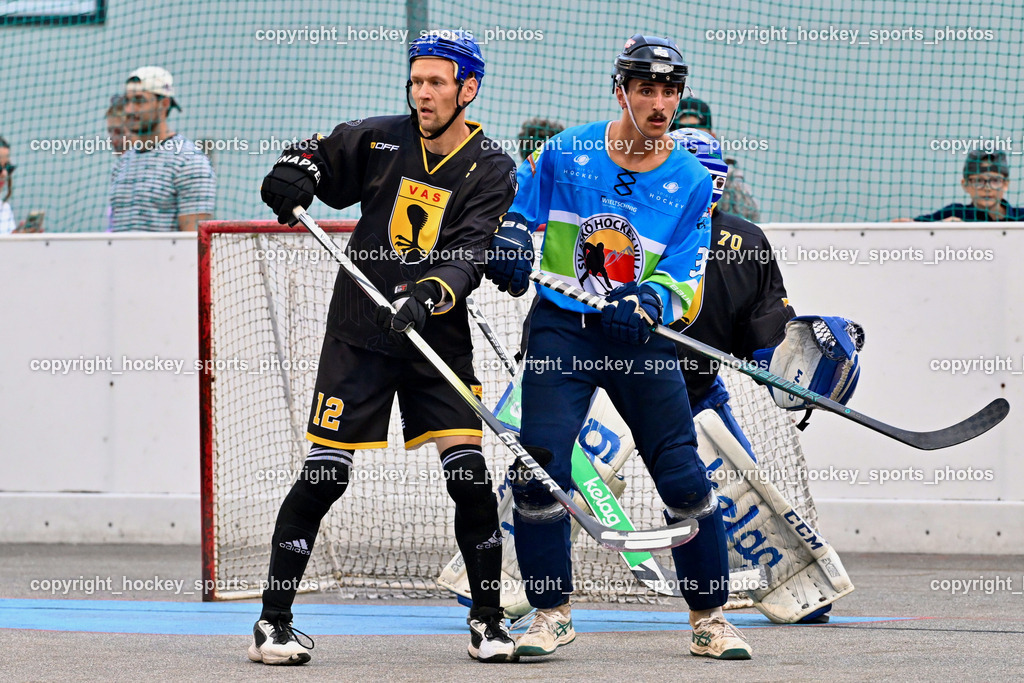 ASKÖ Hockey Villach vs. VAS Ballhockey  | #12 Duricky Jan VAS Villach, #3 Fertschai Mathias ASKÖ Villach Hockey, ASKÖ Hockey Villach vs. VAS Ballhockey , ASKÖ Hockey Villach vs. VAS Ballhockey  am 06.07.2025 in Villach (Alpen Arena ), Austria, (Photo by Bernd Stefan)