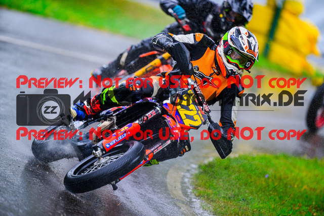 MaZZes_FotoMatrix_240818_6007705_5049 | S2