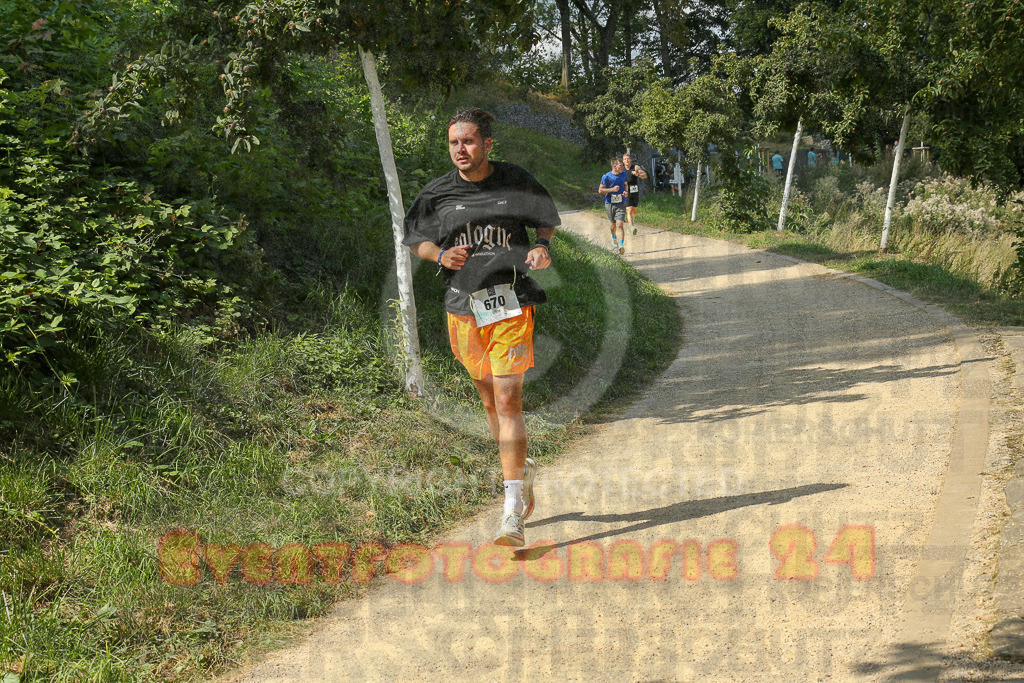 250824_1438_EX1_6945 | Sportfotografie im Rhein-Sieg Kreis, Köln, Bonn, NRW, Rheinland Pfalz, Hessen, etc. Unser Tätigkeitsfeld umfasst den Laufsport vom Volkslauf über den Marathon, Duathlon, Triathon bis zum Ultralauf wie Kölnpfad Ultra oder Schindertrail.