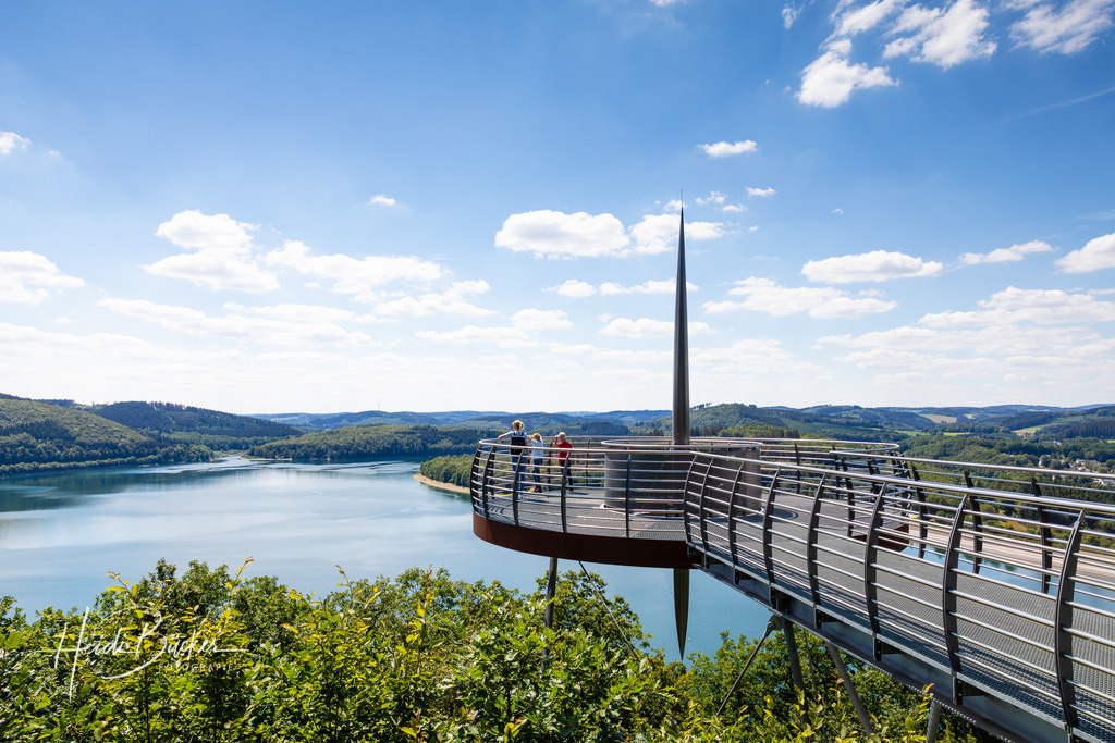 Biggeblick oberhalb der Biggetalsperre | Biggeblick oberhalb der Biggetalsperre - Realisiert mit Pictrs.com