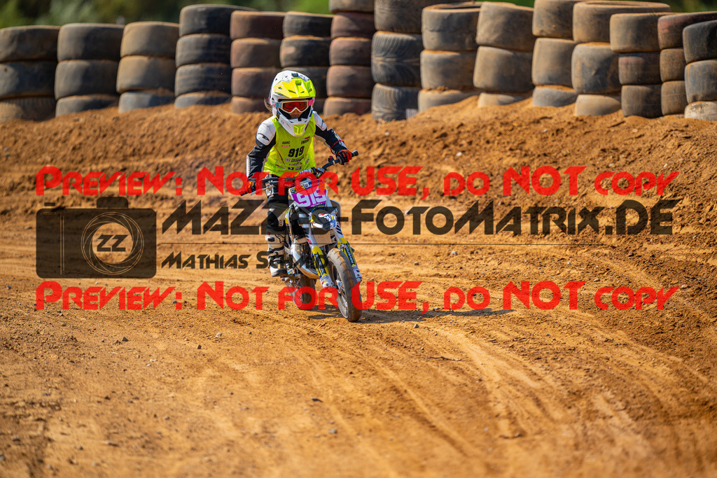 MaZZes-Fotomatrix-20260815-605214 | ROOKIES