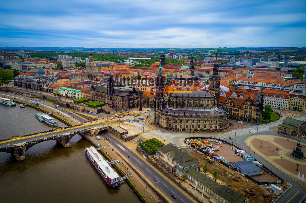 Dresden-0061 | Dresden Elbufer - Realisiert mit Pictrs.com