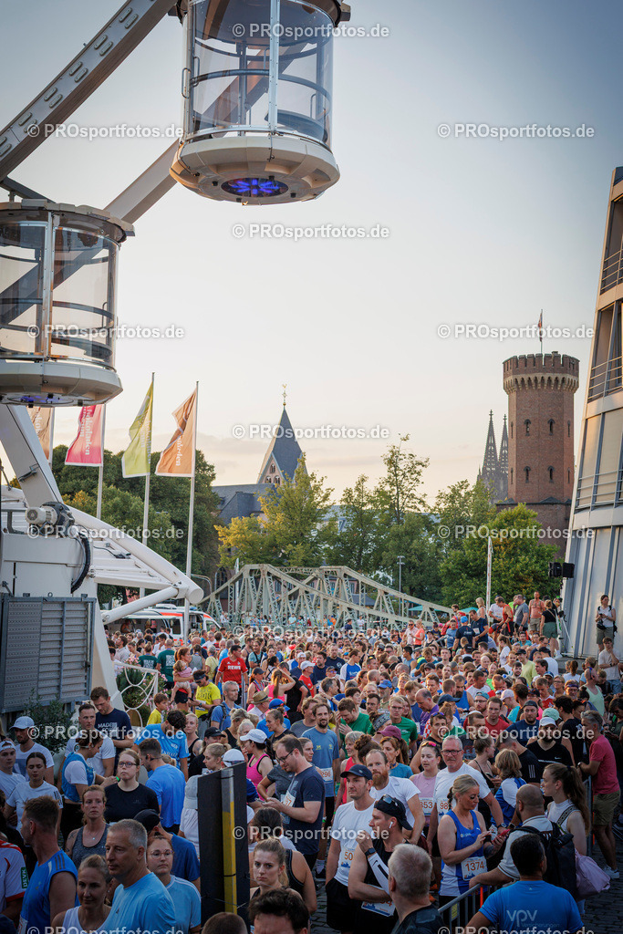 Sparda-Bank Altstadtlauf Köln; Köln, 15.08.2025 | Impressionen vom Sparda-Bank Altstadtlauf Köln am 15.08.2025 in Köln (Nordrhein-Westfalen). 
