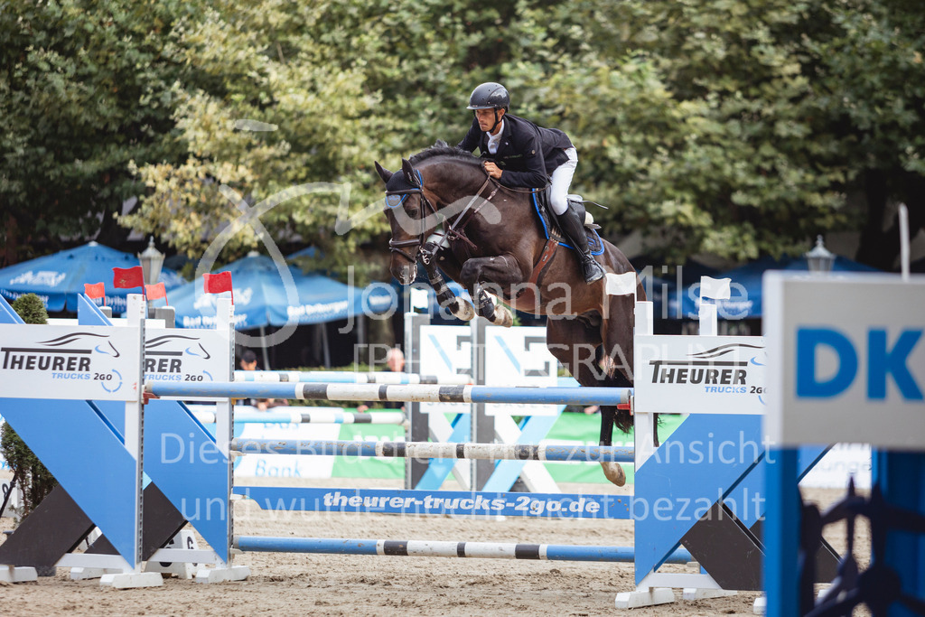 240915_OWLCh_Youngster6y-524 | Deine schönsten Turniermomente als professionelle Fotos! Entdecke hochwertige Pferdesport-Fotografie im Online-Shop. Jetzt Fotos finden & bestellen!