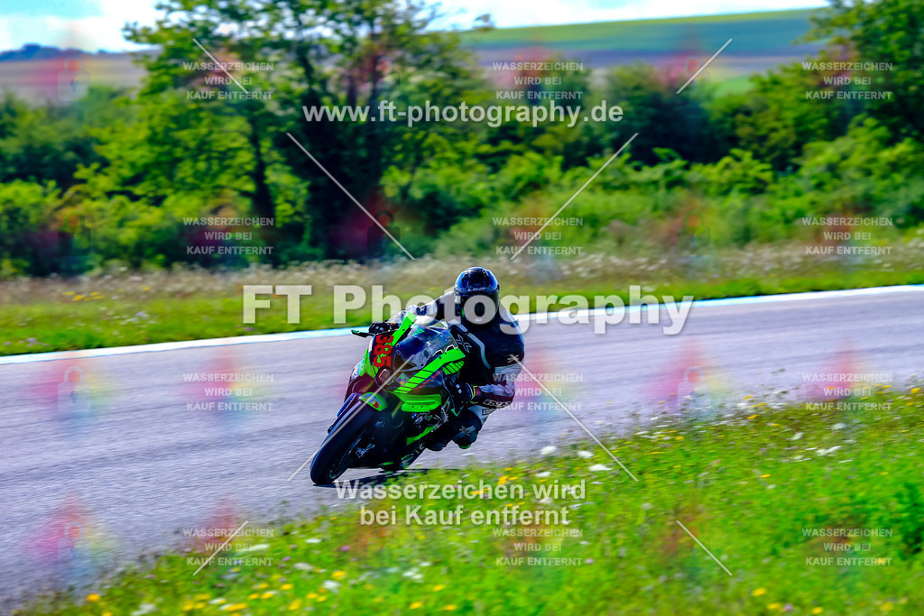 _OUR5616 | Hier findet Ihr Bilder von Touristenfahrten auf der Nürburgring Nordschleife oder von anderen Veranstaltungen die ich besucht habe. Viel Spass beim Durch Schauen 