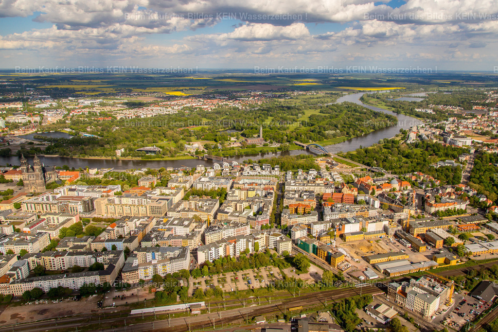 Magdeburg Gyrokopter 2021-1329 | Innenstadt Hasselbachplatz Dom und Elbe - Realisiert mit Pictrs.com