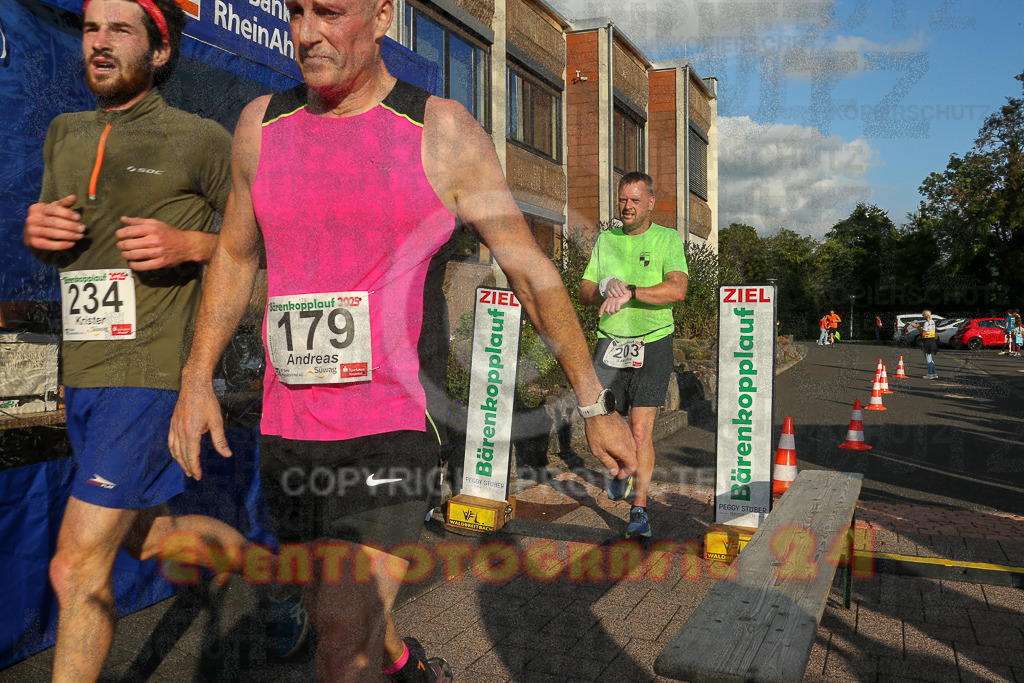 250801_1918_EX1_7596 | Sportfotografie im Rhein-Sieg Kreis, Köln, Bonn, NRW, Rheinland Pfalz, Hessen, etc. Unser Tätigkeitsfeld umfasst den Laufsport vom Volkslauf über den Marathon, Duathlon, Triathon bis zum Ultralauf wie Kölnpfad Ultra oder Schindertrail.