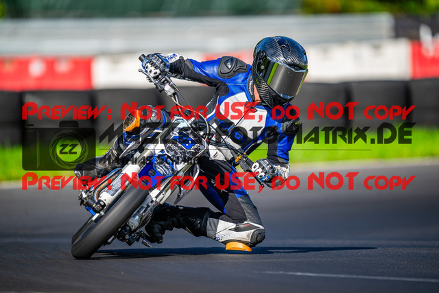 MaZZes_FotoMatrix_230920_9711 | Fotograf Mathias Schmid
Sportfotograf,
Eventfotograf,
Hochzeitsfotograf,
Portraitfotograf