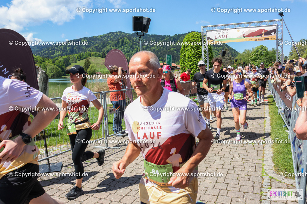 2U6A5096 | Schliersee Lauf 2026 #flowmotion #schlierseelauf #junglückschlierseelauf #schliersee #halbmarathon @junglueck #sportshot_your_pictrs #yourpictrs #canondeutschland #canonsportphotography