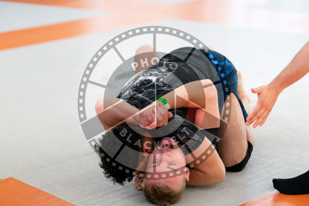 20240915PBB3395 | Athletes compete during the Grappling Industries’ grappling and Brazilian jiu-jitsu competition in Berlin, on September 15, 2024.